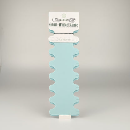 Garnwickelkarte 3er Set in der Farbe Hellblau.
