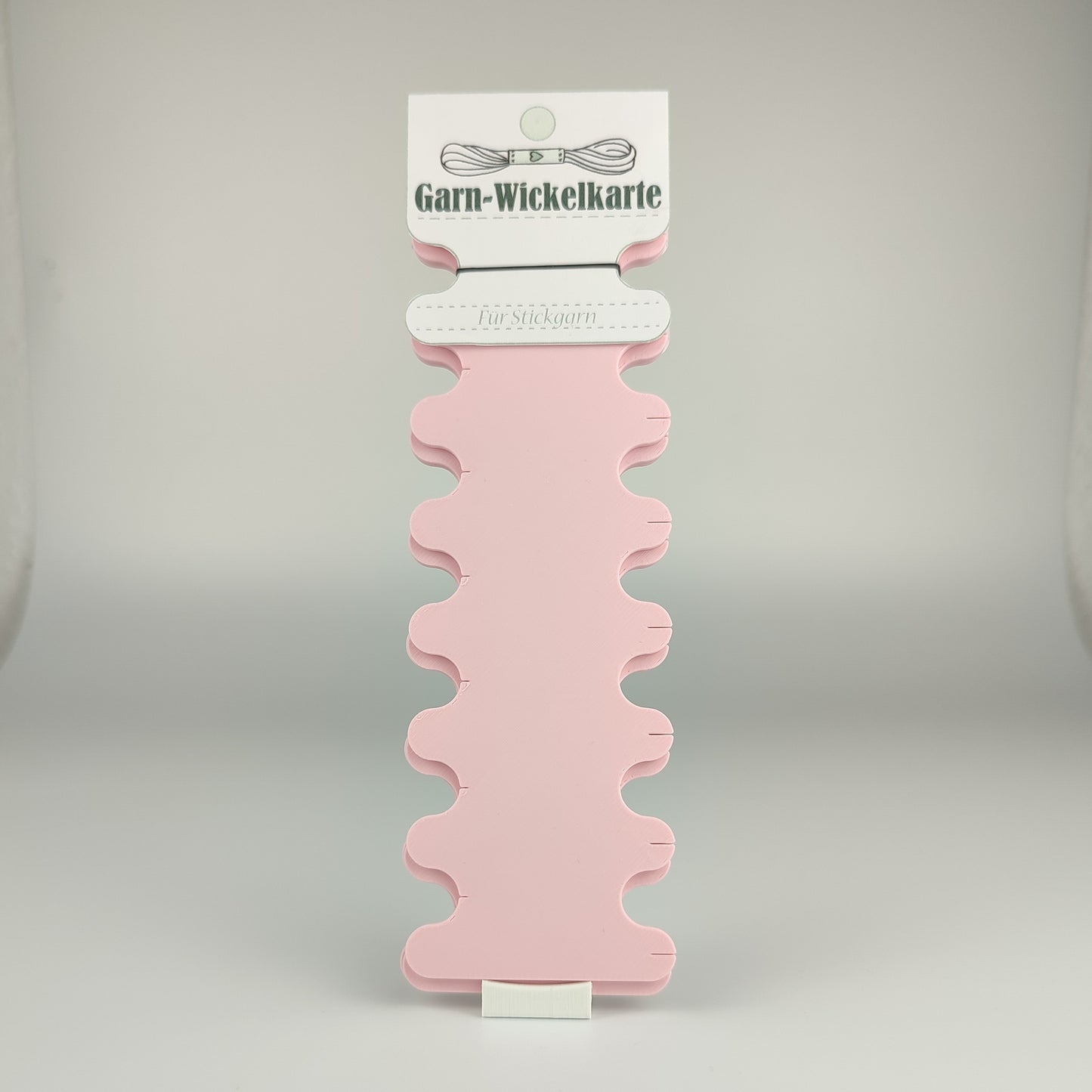Garnwickelkarte 3er Set in der Farbe Pfirsich Rosa.