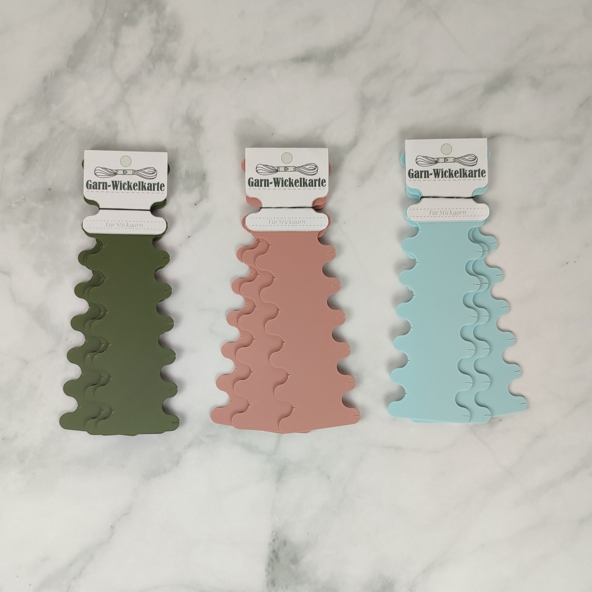 Drei Garnwickelkarten 3er Sets.